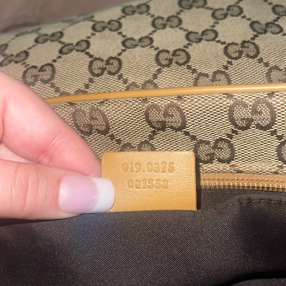 AUTHENTIC GUCCI front pocket web crossbody flap - Picture 7 of 7